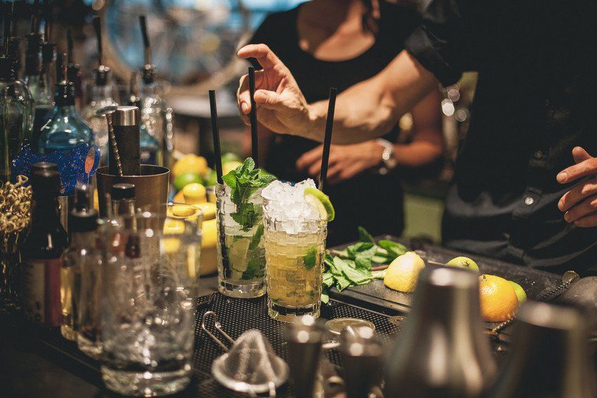 bar