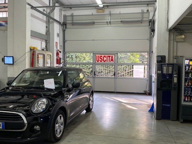 officina e carrozzeria per auto