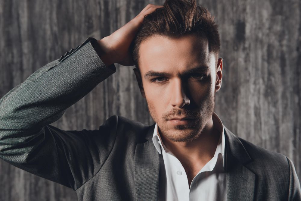 taglio corto da uomo