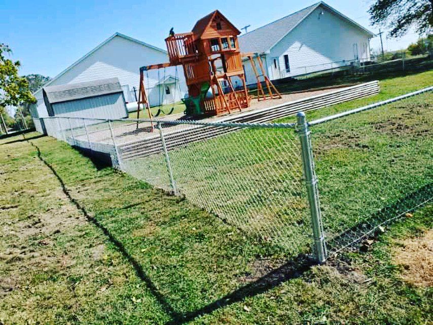 backyard fencing missouri