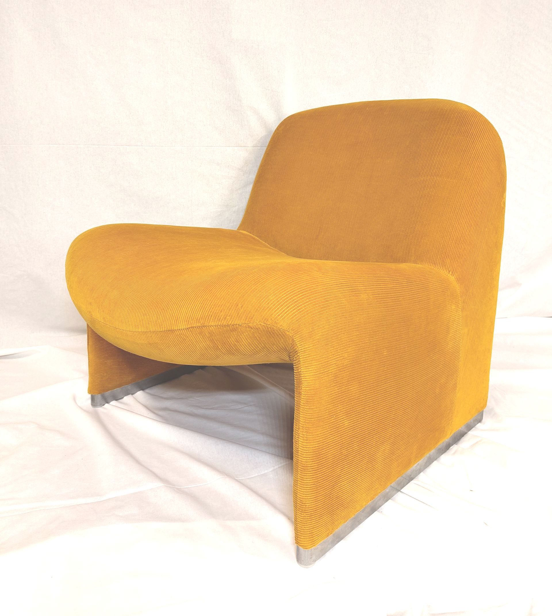 Artifort Alky
Giancarlo Piretti
