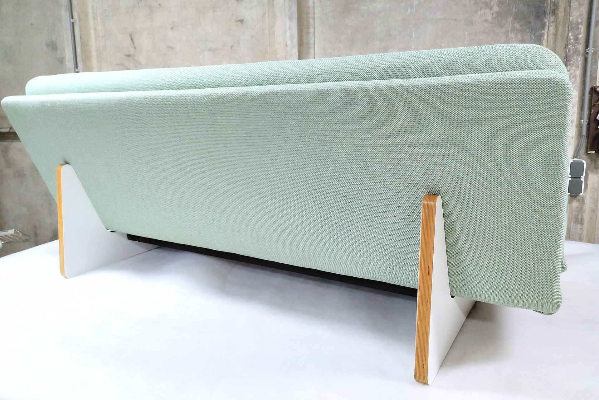 Artifort c671 sofa by Kho Liang Ie
