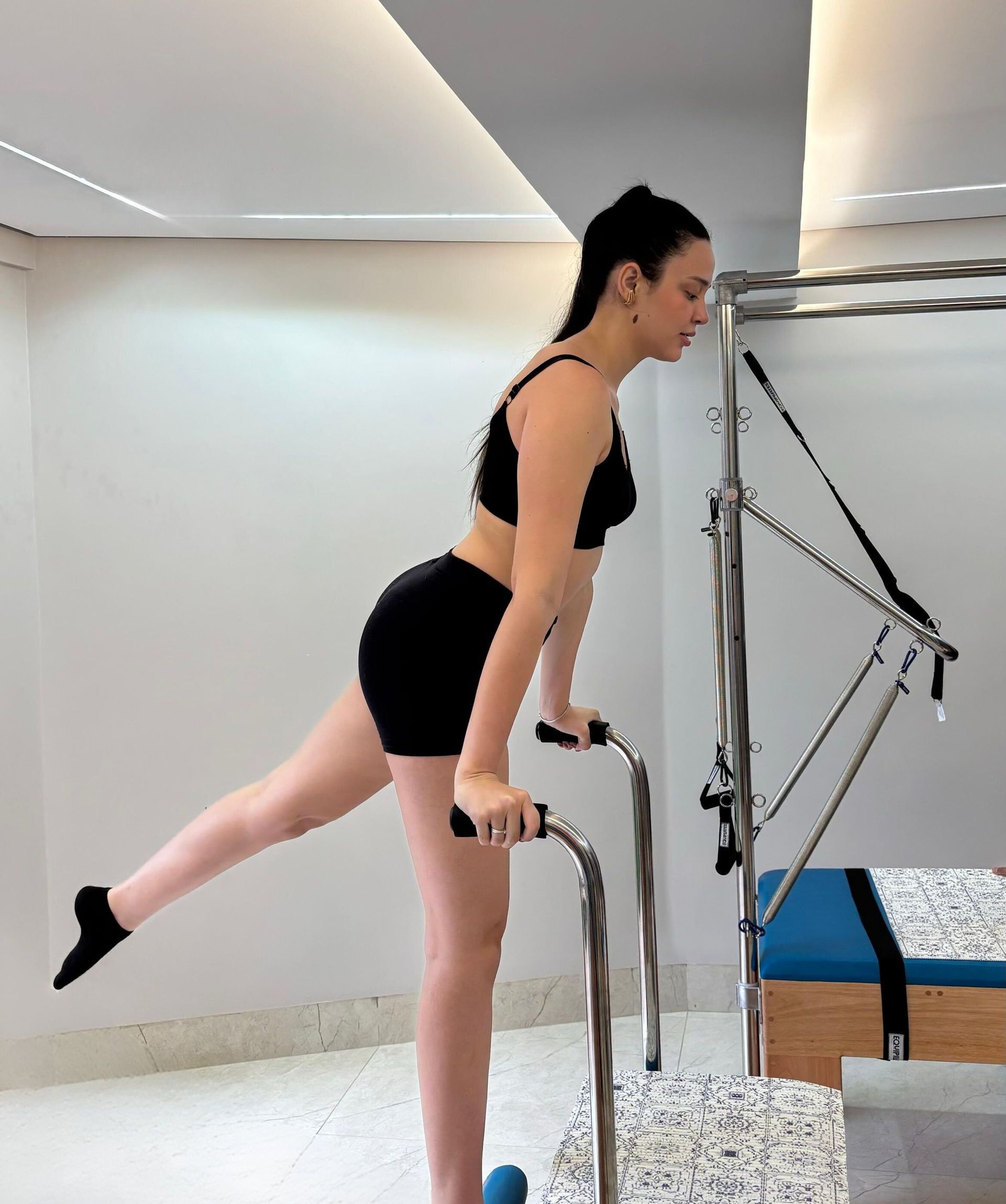 Aulas de Pilates para crianças, adultos e gestantes. Melhore sua flexibilidade e qualidade de vida. Matricule-se e ganhe uma meia de Pilates!