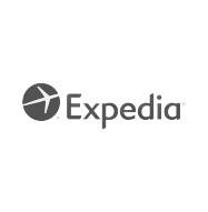 El logotipo de Expedia presenta un círculo gris oscuro que contiene un icono de avión blanco estilizado junto a la palabra 