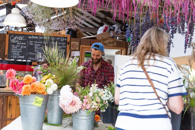 Brothers Farm Flowers - Cut Flower Cafe Dorset