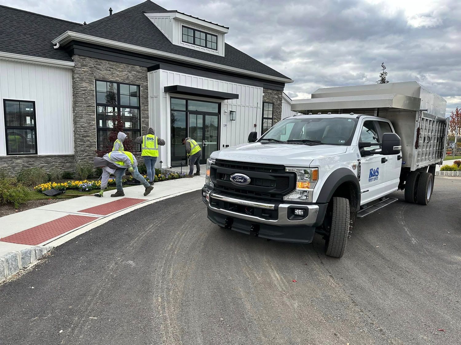 industrial and commercial landscaping chester county, hard scaping west chester, industrial and commercial landscaping exton pa, hardscape contractor montgomery county pa, hardscape contractor delaware county pa, business, team, employees, communities