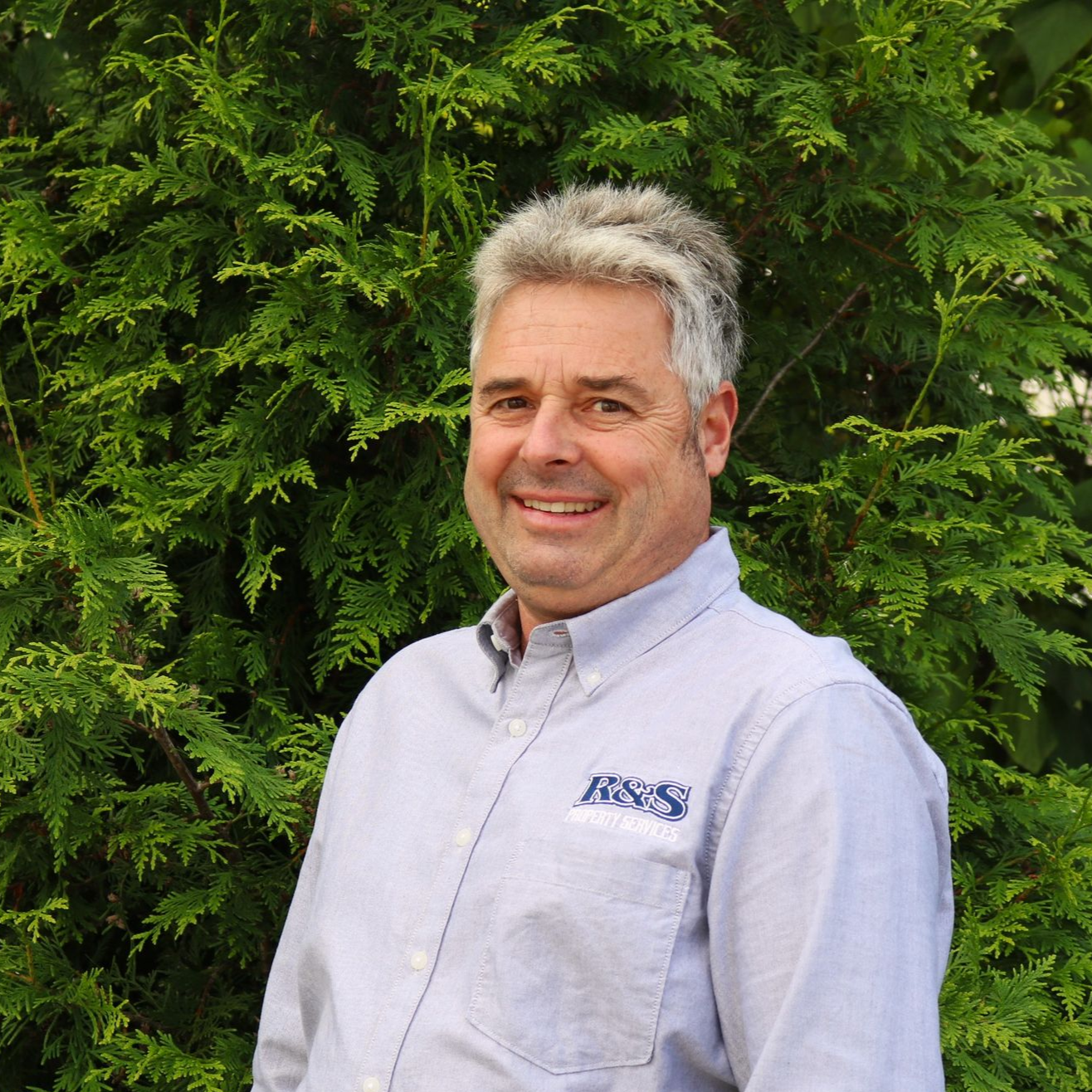 R&S Property Services Team | Landscape Management and Turf Care