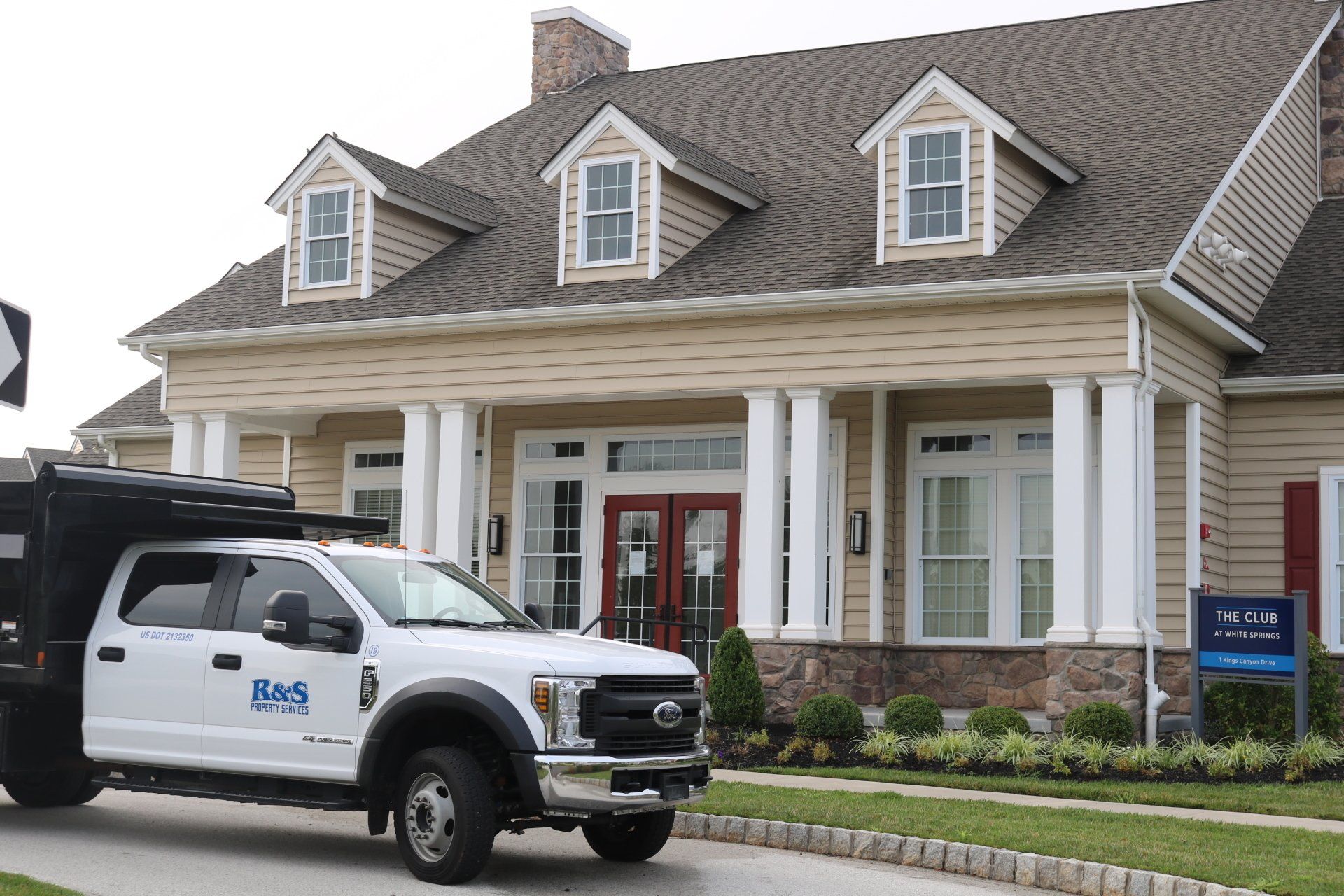 About Us | R & S Property Services