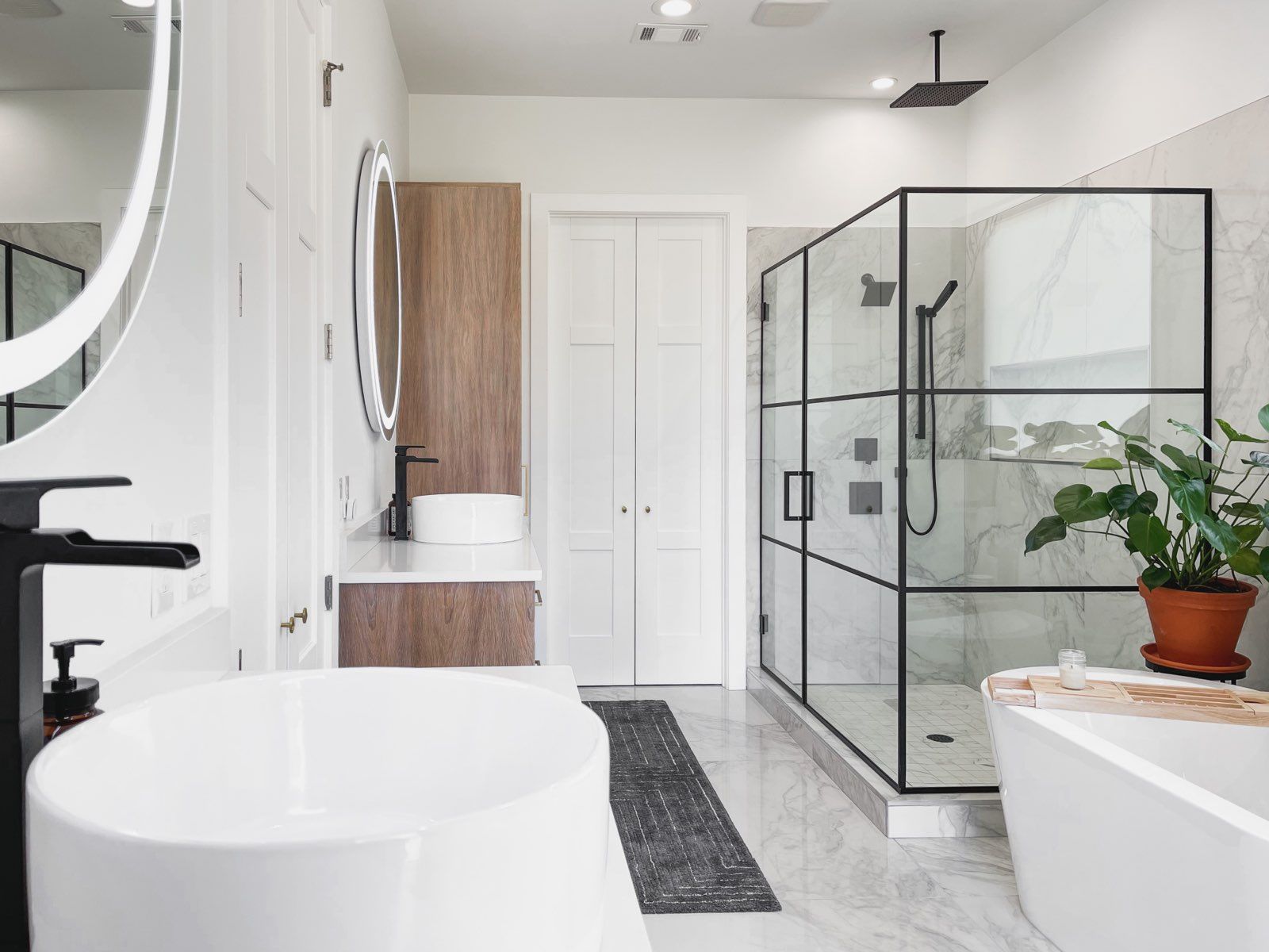 Beautiful Bathroom - Buford, GA - EGM Tempering