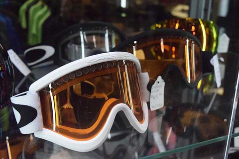 Snowboarding goggles