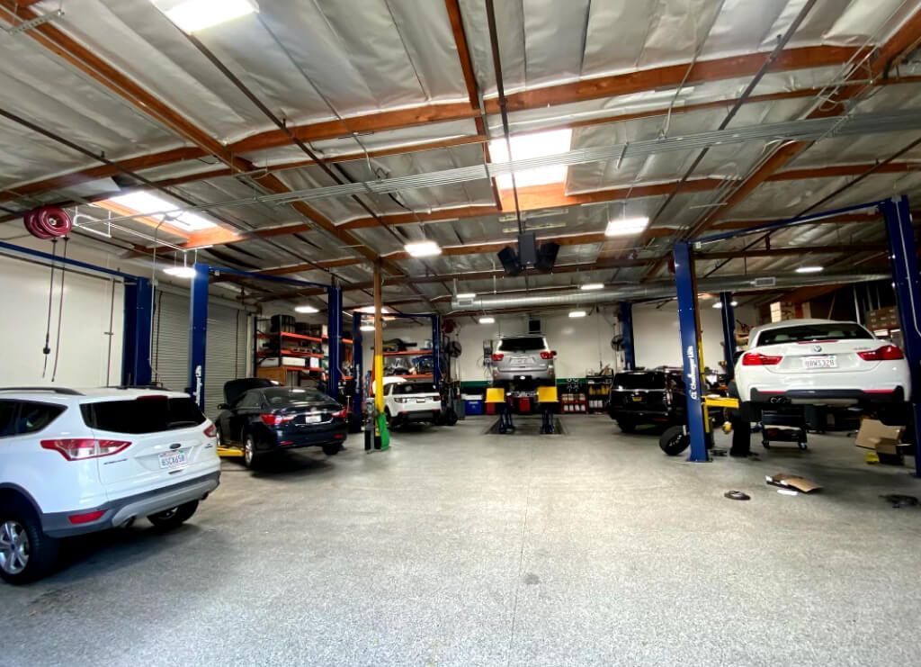 Shop Interior | Savi Ranch Automotive