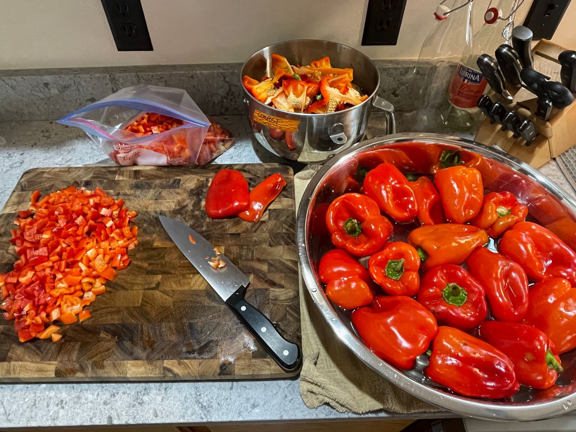 chopped peppers on cutting board