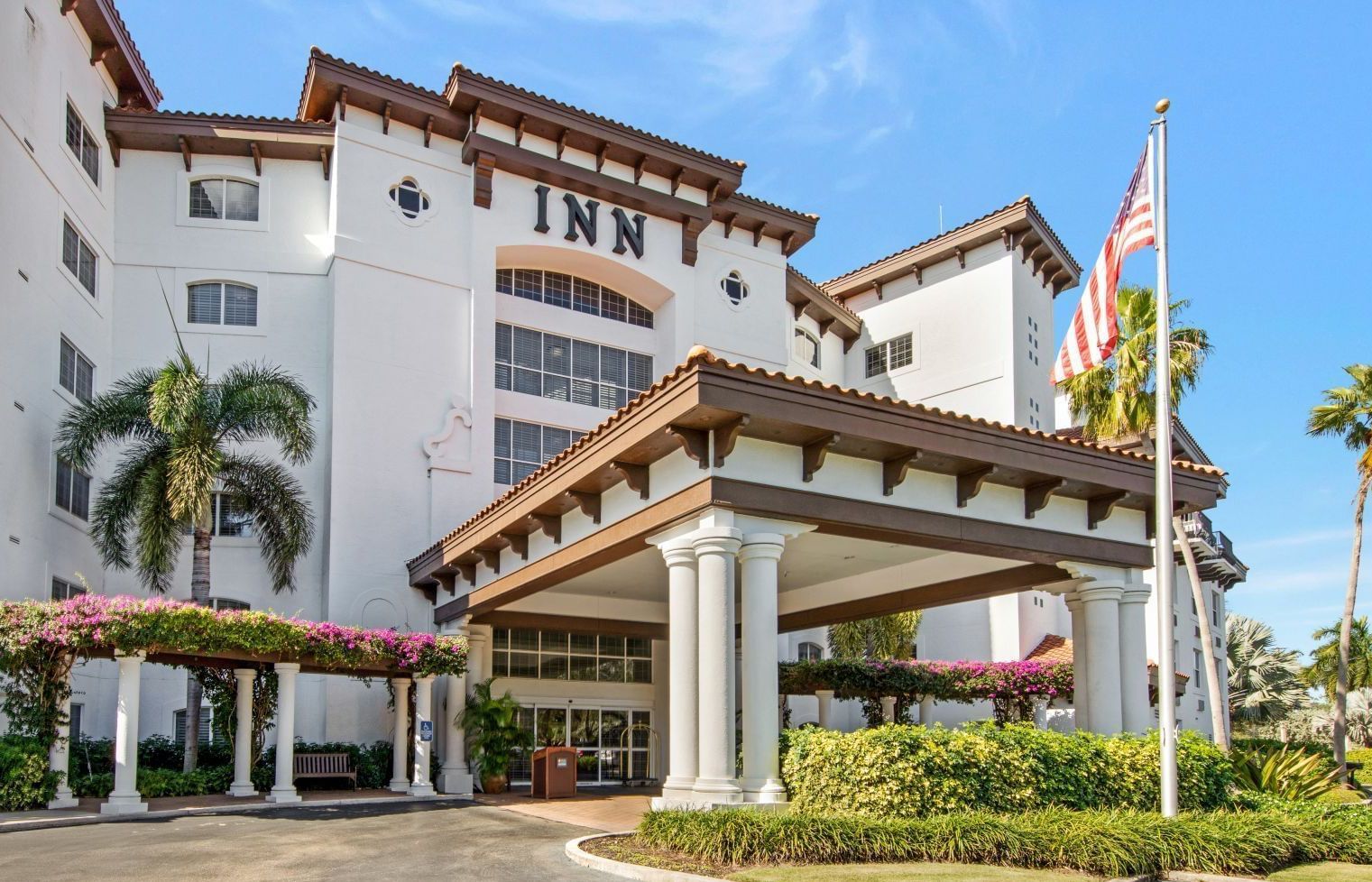 Four Diamond Hotel