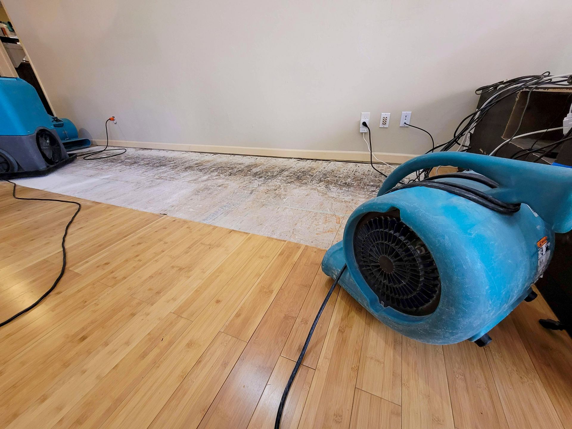 water damage cleanup omaha