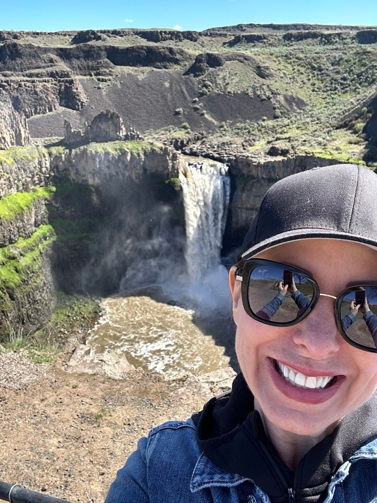 susan lee at waterfall