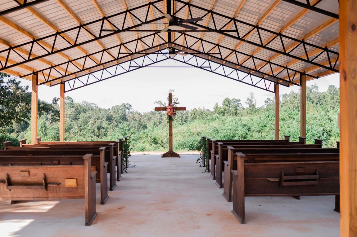 Outdoor-wedding-pavilion-Ruston-LA