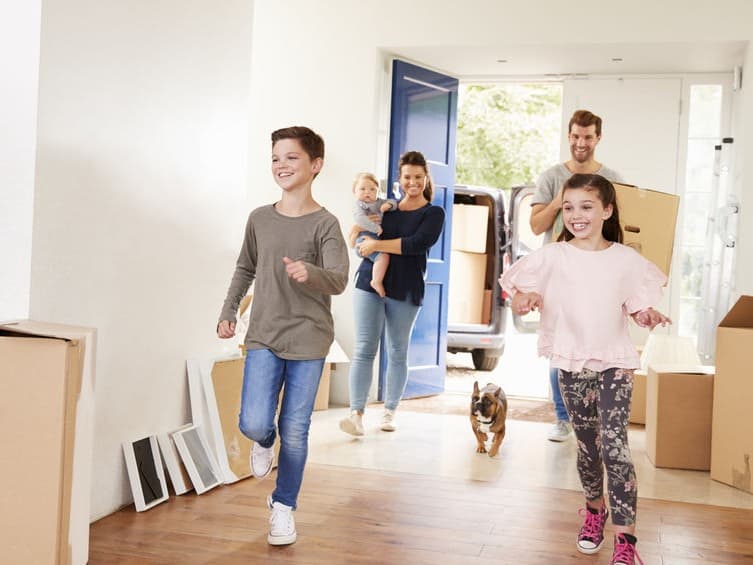 Family Moving Into New Home— Expert Removalists In Ballina NSW