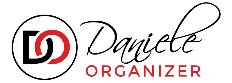 A logo for a company called Daniele Organizer