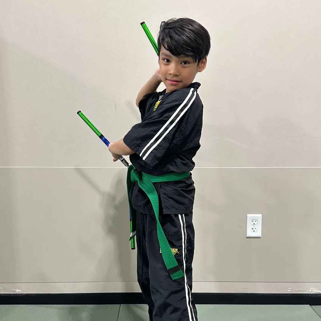 The word placeholder is on a gray background.