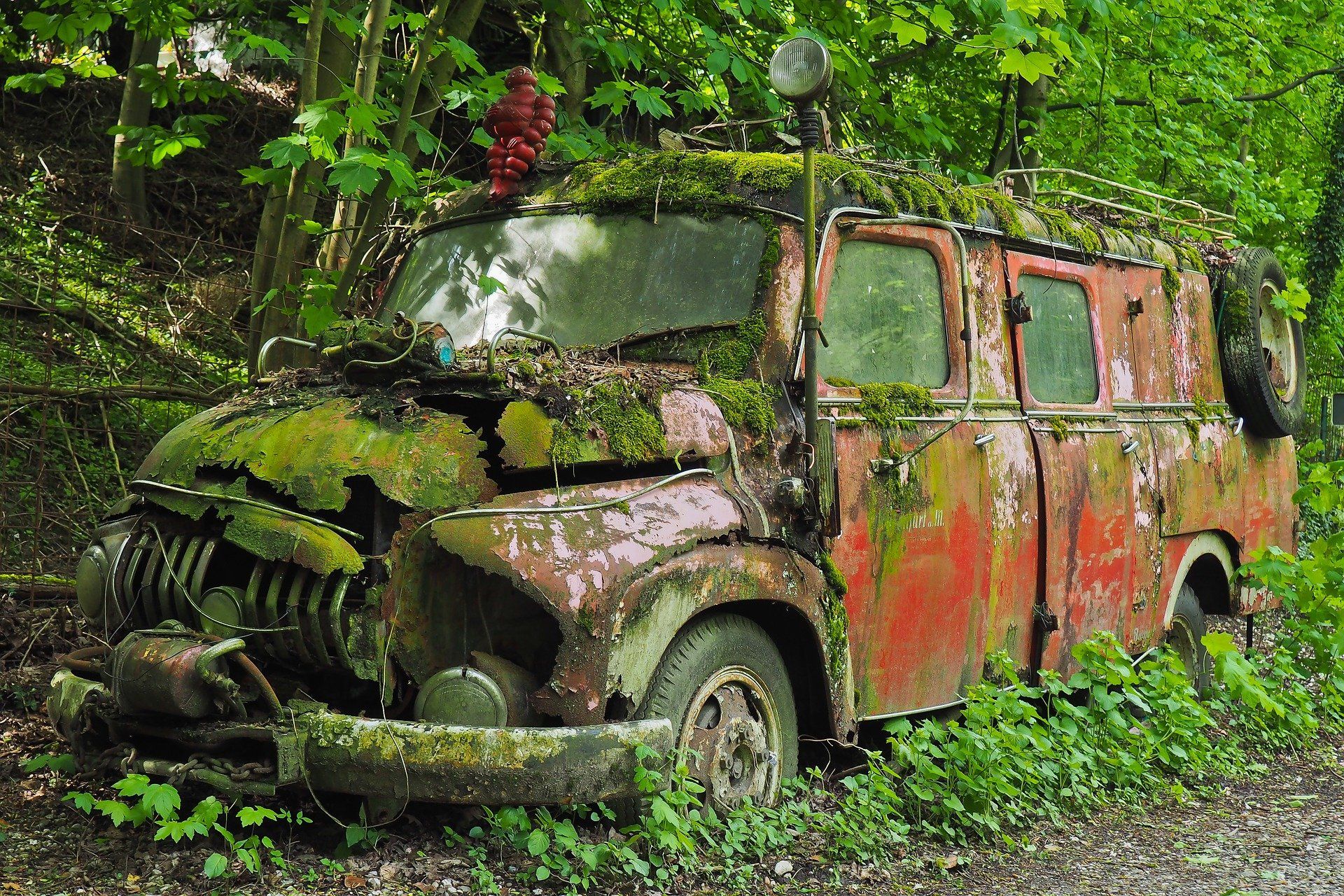 junk vehicle abandoned