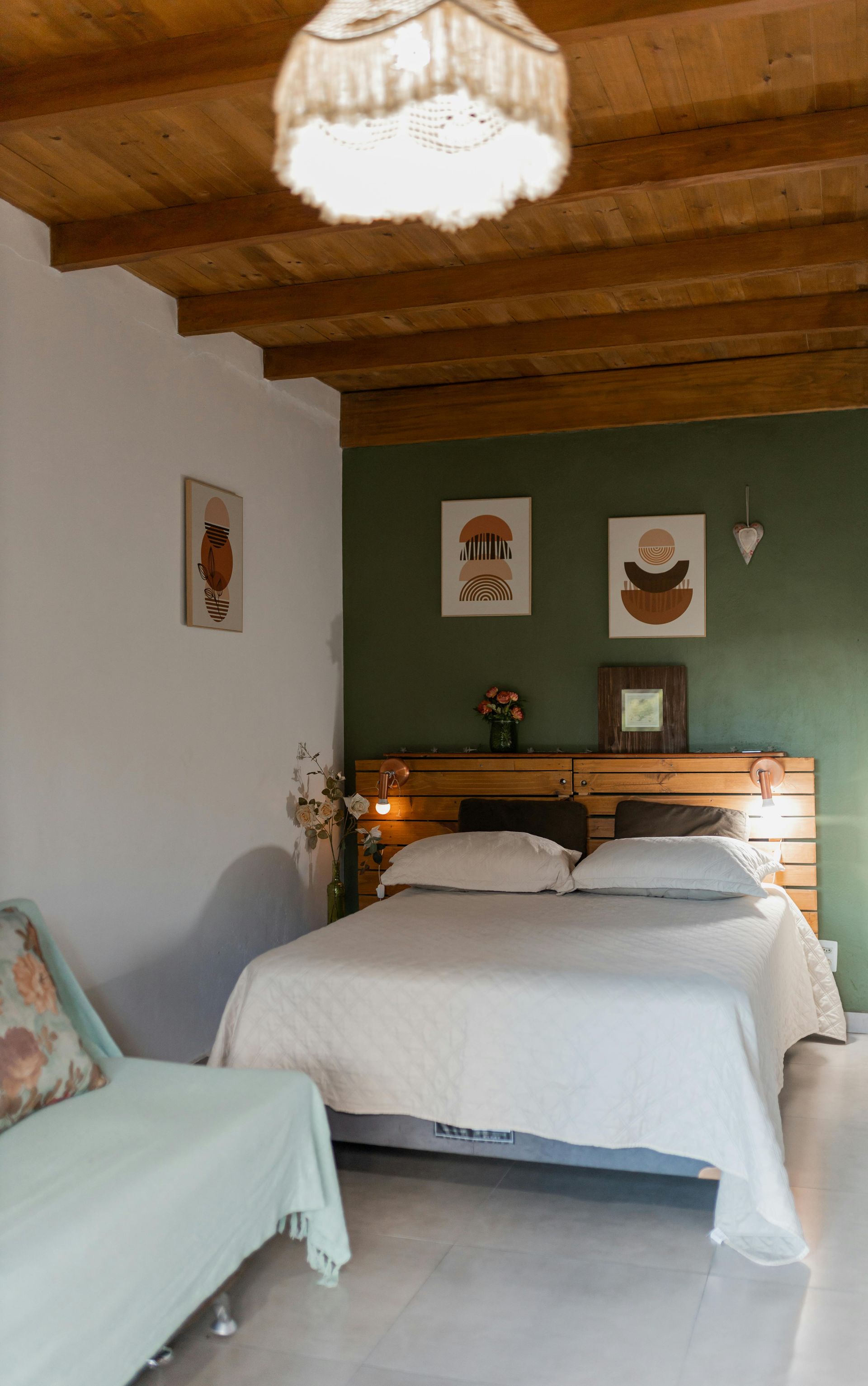 woodland hills bedroom painting