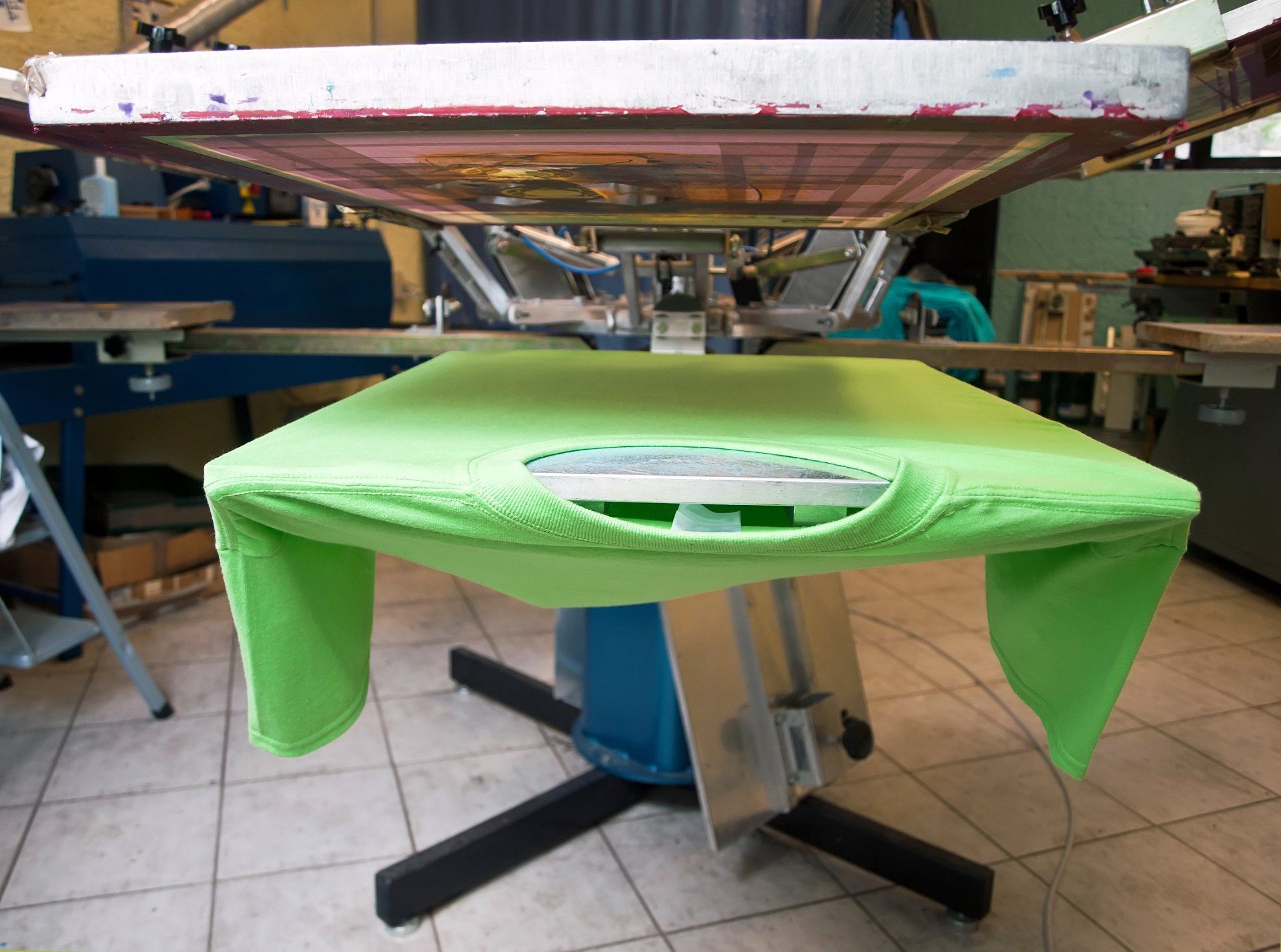 Green Shirt for Printing — Des Moines, IA — Fly Graphic Style