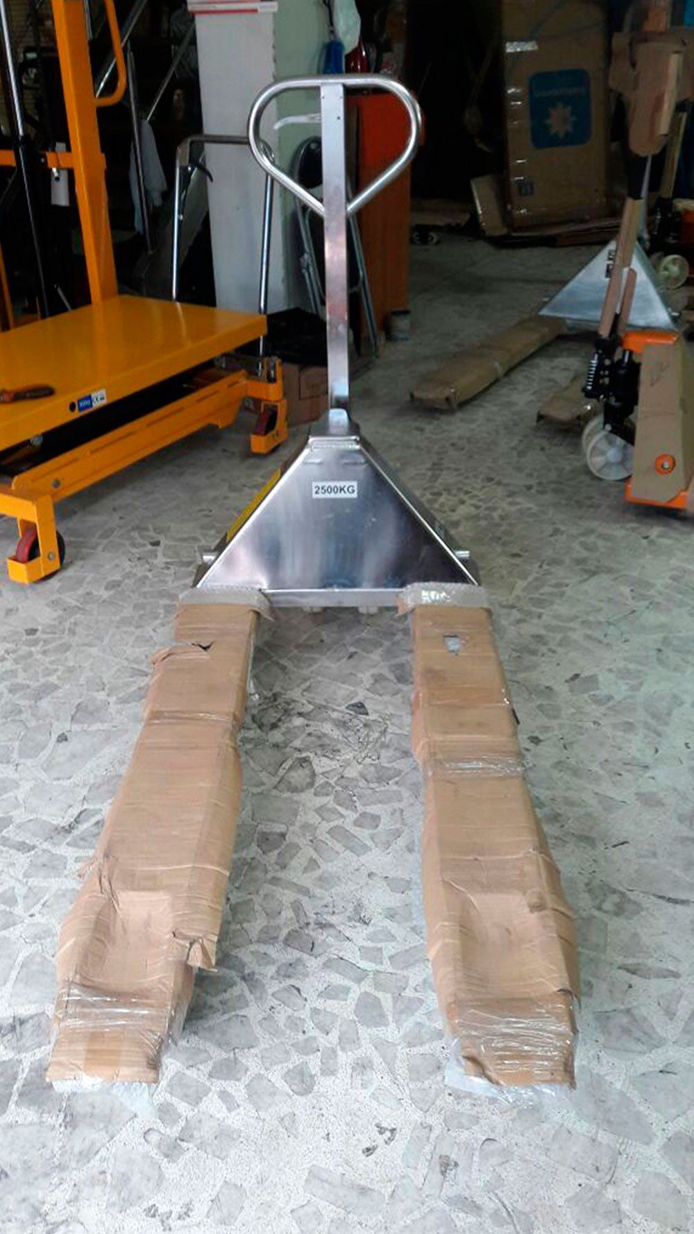 Multiservicios Gamor S.A.C. - Venta y alquiler de carretillas hidráulicas