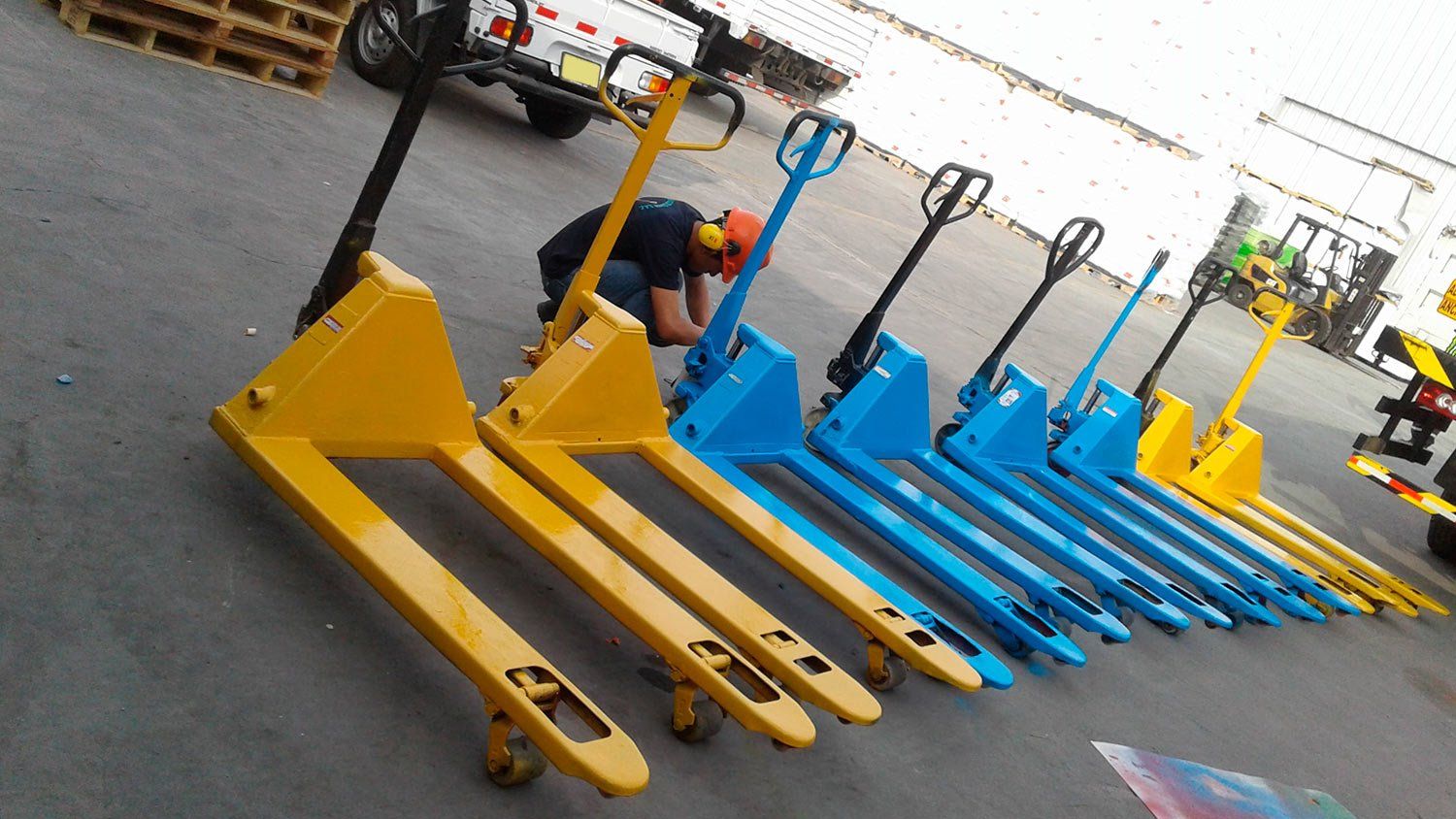 Multiservicios Gamor S.A.C. - Venta y alquiler de carretillas hidráulicas