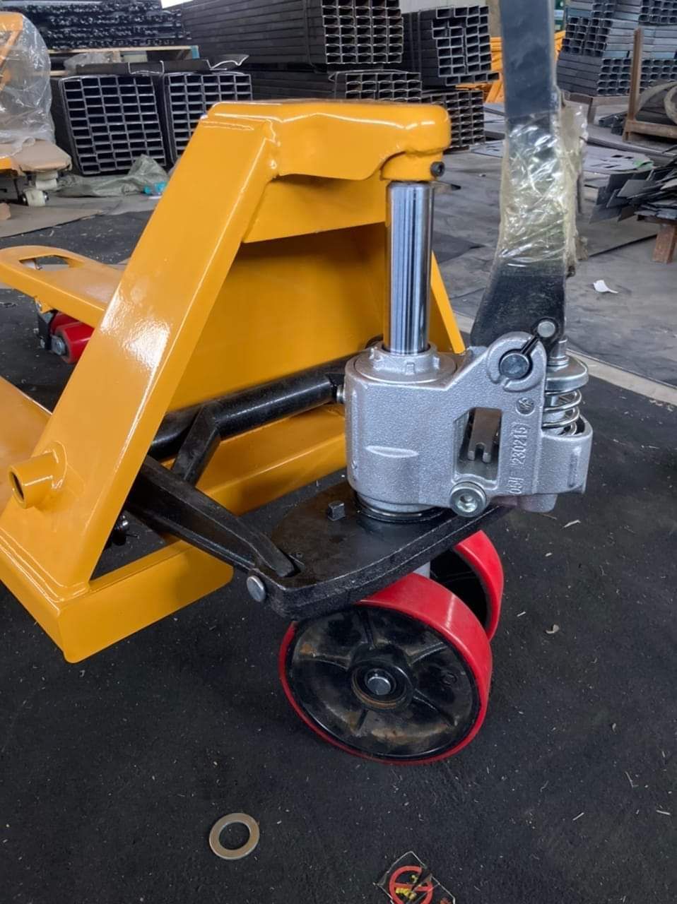 Multiservicios Gamor S.A.C. - Venta y alquiler de carretillas hidráulicas