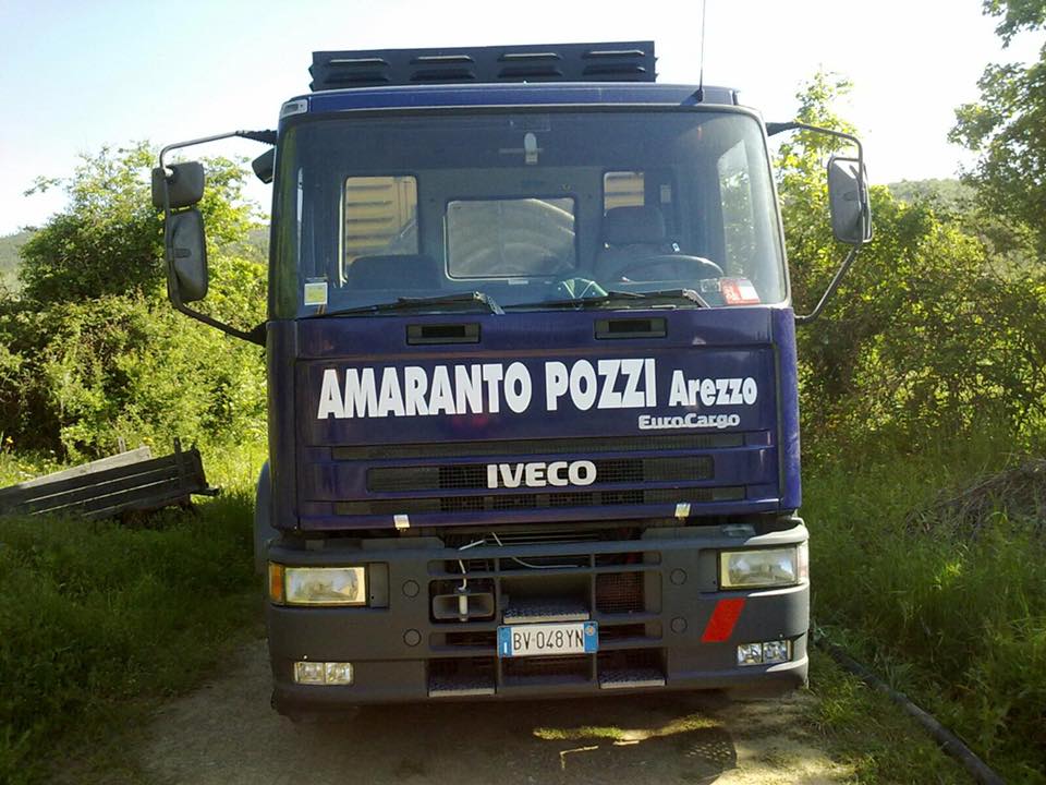 Mezzo professionale per il trasporto di trivelle