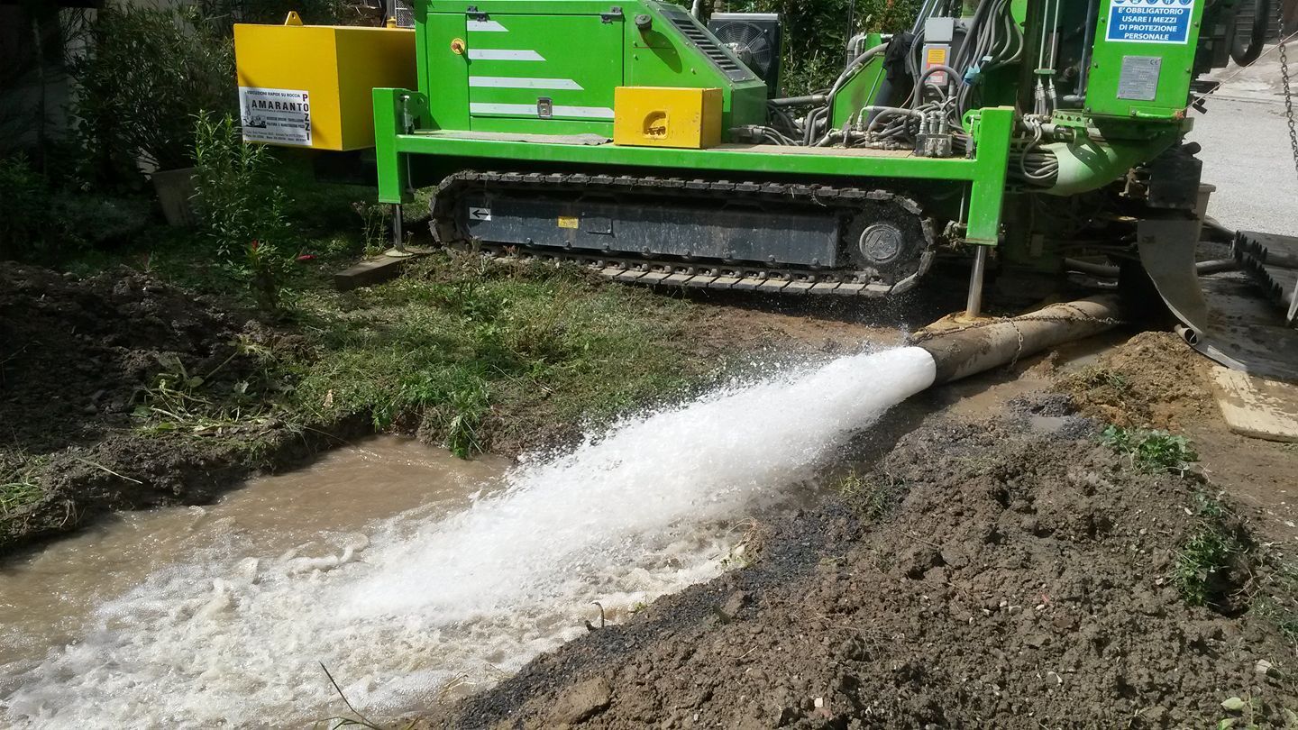 Operazioni per ricerche idriche