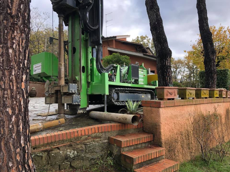 Operazioni di perforazione su roccia