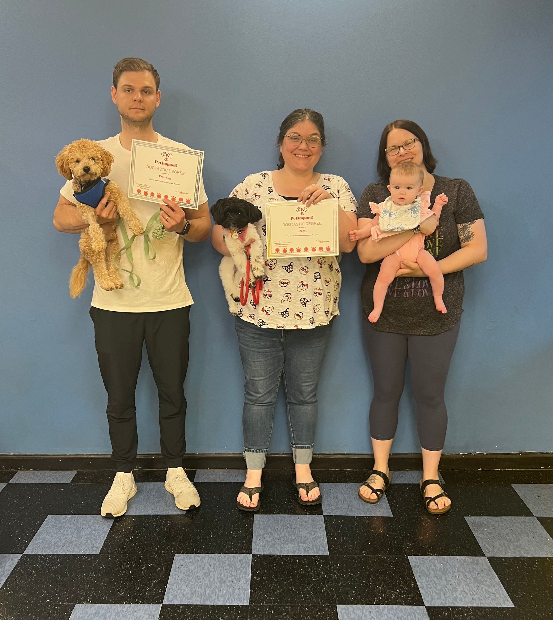 Family Photo for graduate    — St. Louis, Mo — Petimpact!