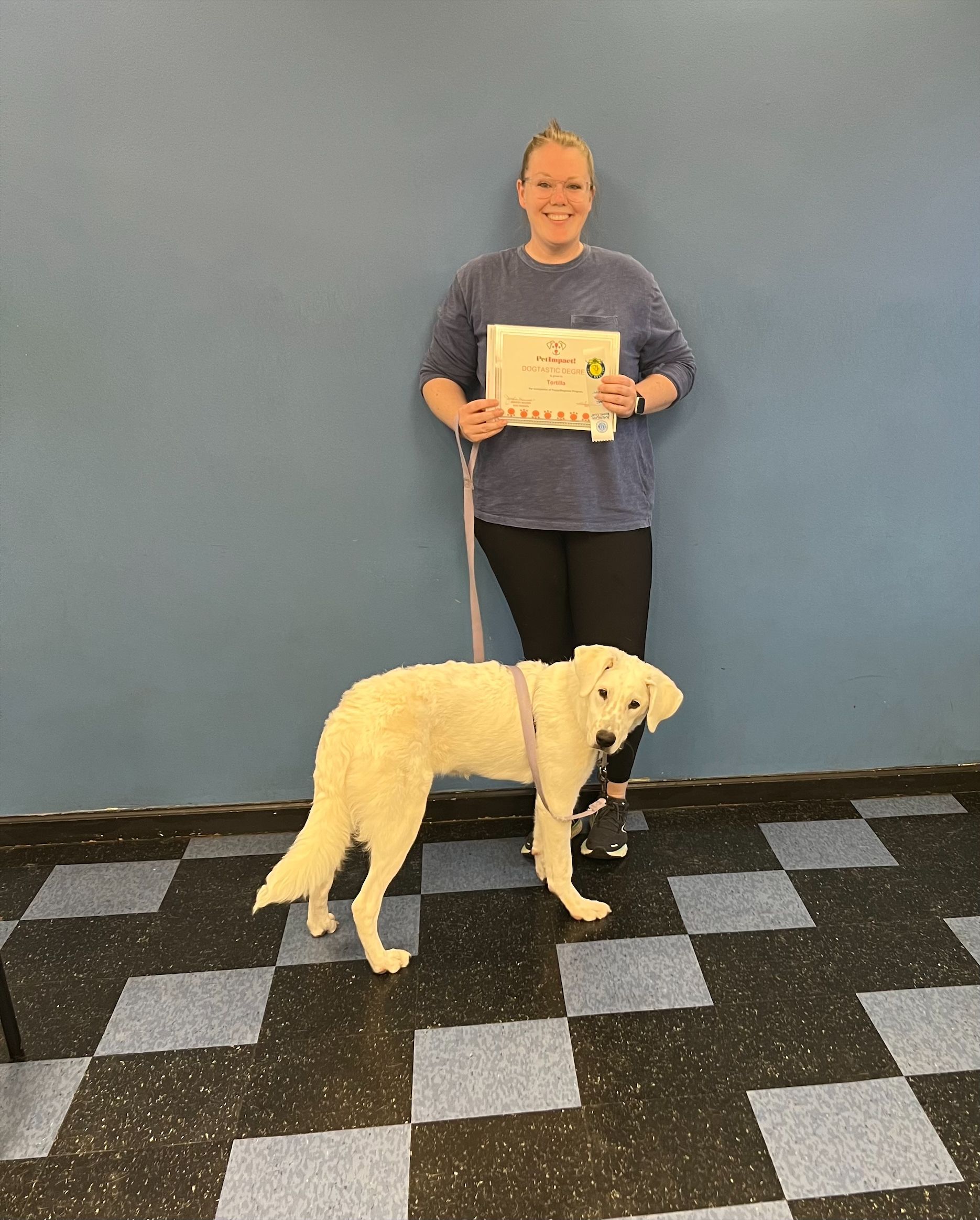 A woman with her white dog — St. Louis, Mo — Petimpact!
