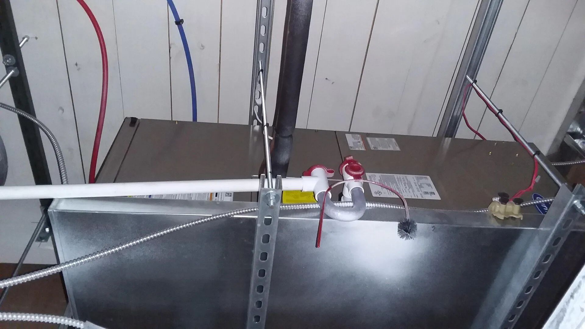 installed suspended furnace.