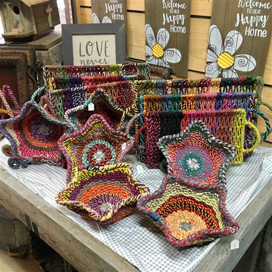 Gift store with star shaped bowls and bird houses
