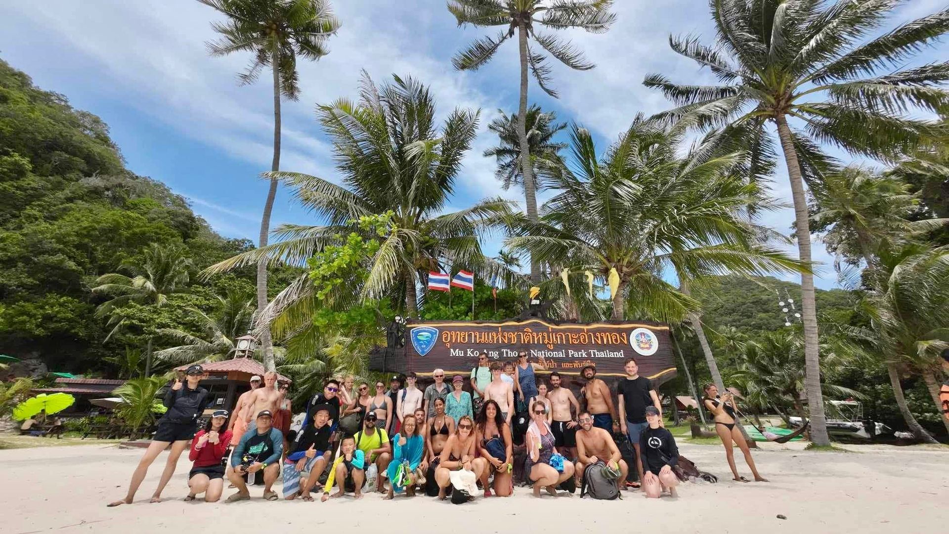 Private Catamaran Charter to Ang Thong Marine Park