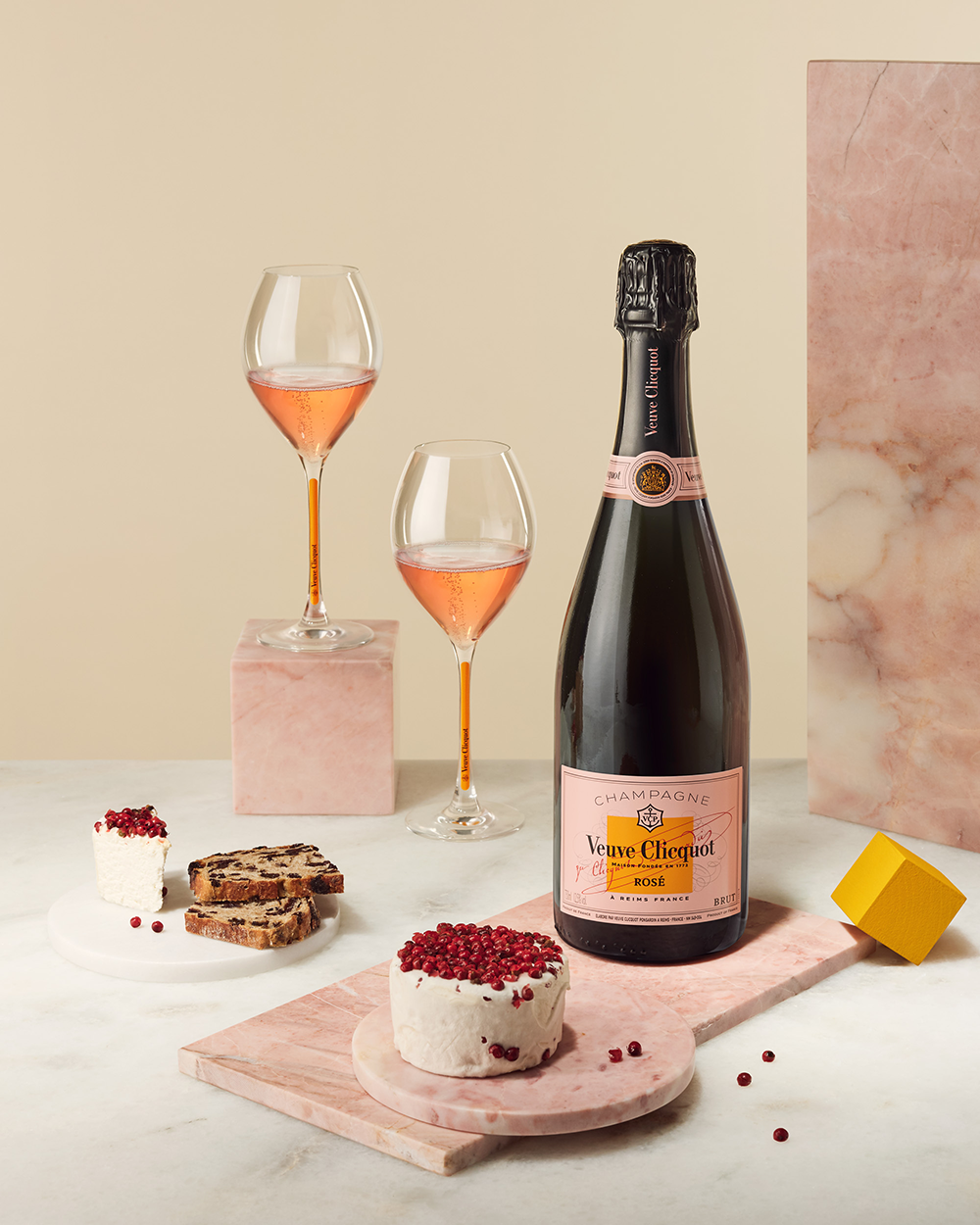 VEUVE CLICQUOT_CHEESE_CONTENT_004