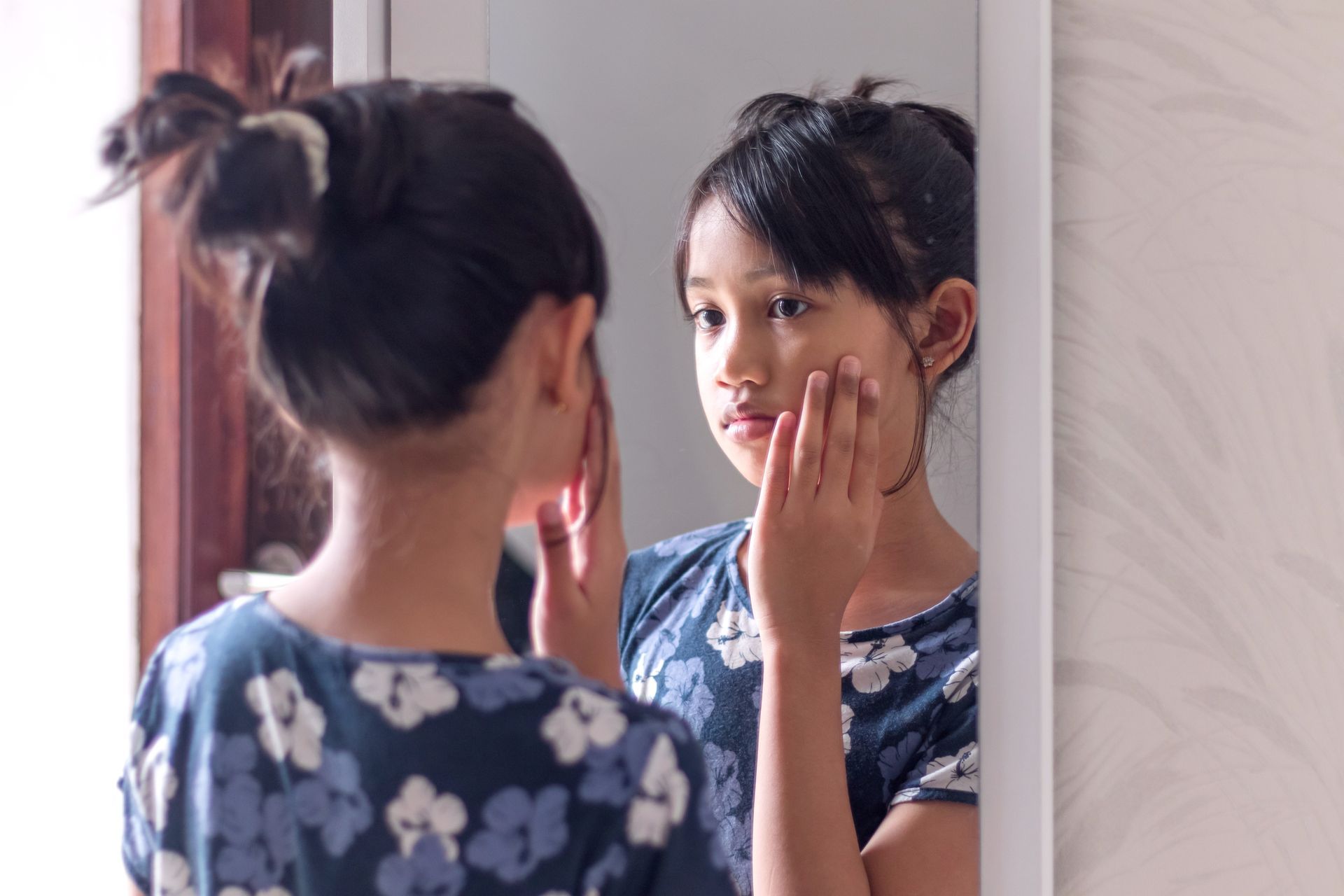 child - self-esteem issues treatment - triangle mental health