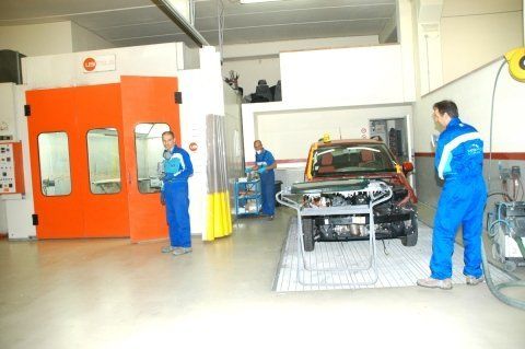 работы по ремонту автомобиля