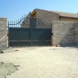 Cancello in ferro per abitazione