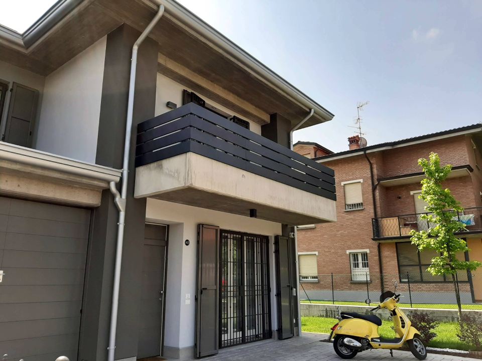 Parapetto per balcone