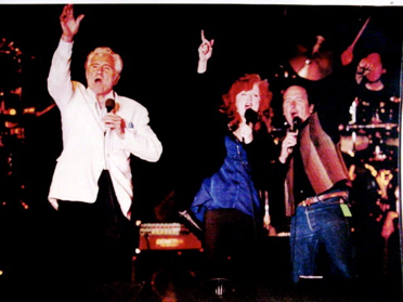 Ukiah Fairgrounds with Bonnie Raitt With father John in 1994
