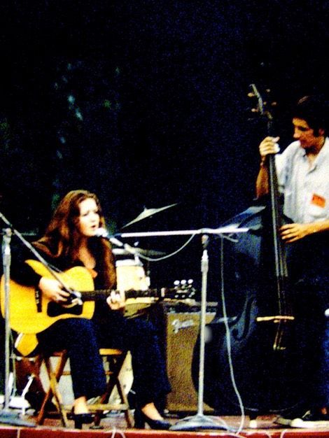 David as her first Bass Player 1972 Philly Folk Festival