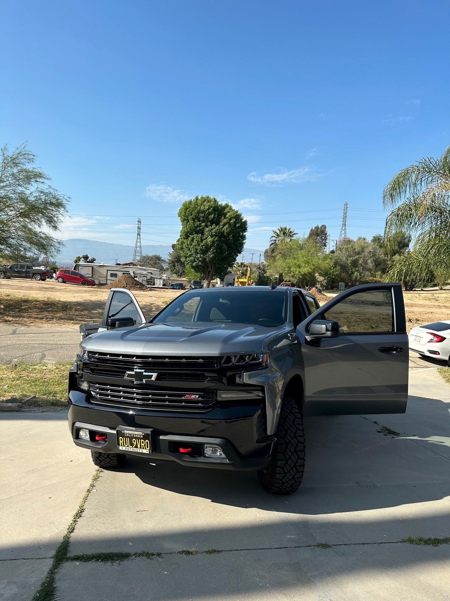 House of Tint-Automotive – Residential-Commercial-Window Tinting in Riverside CA Call 951-505-0518 