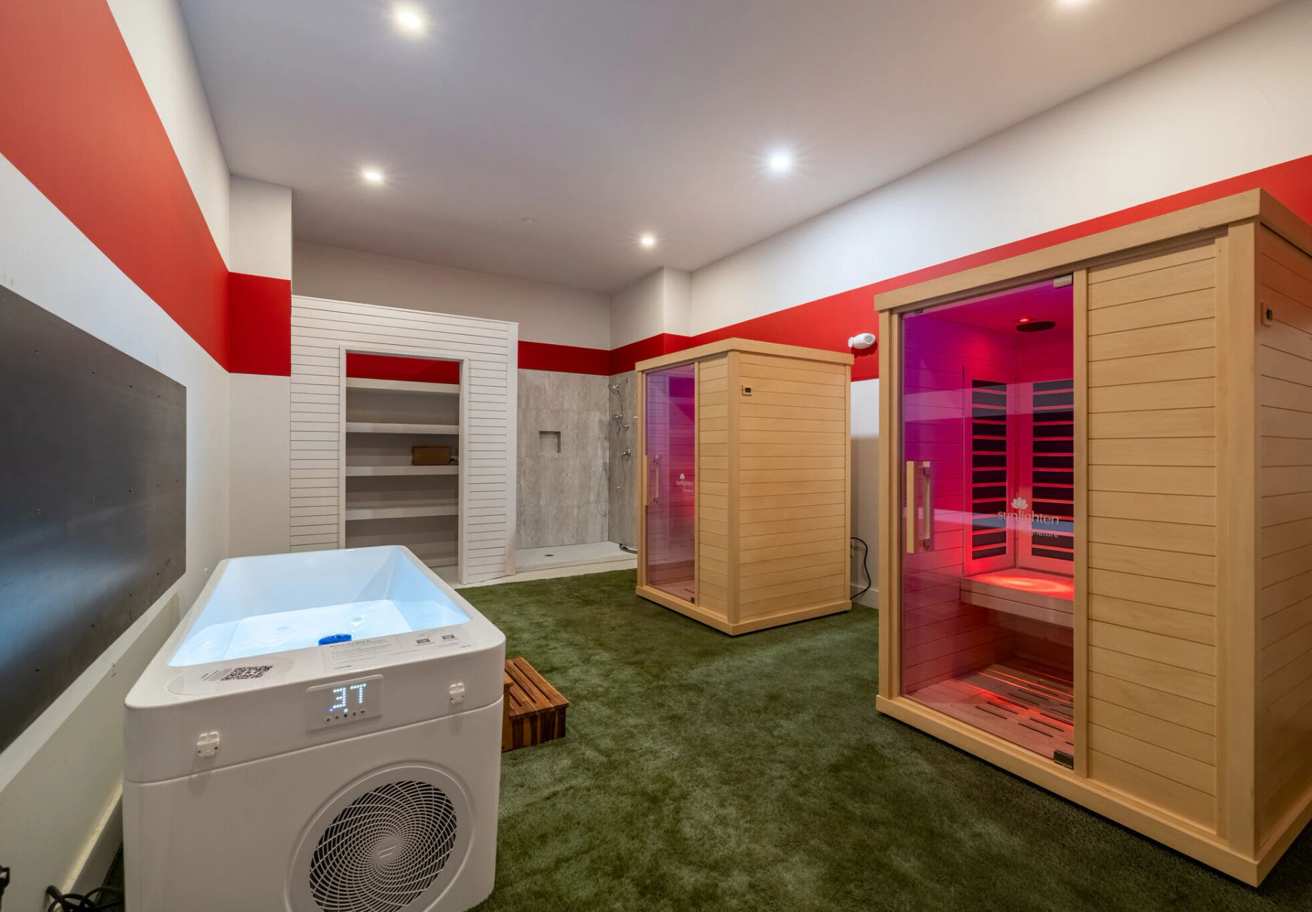 Flats at SoMa Suance Cold Plundge