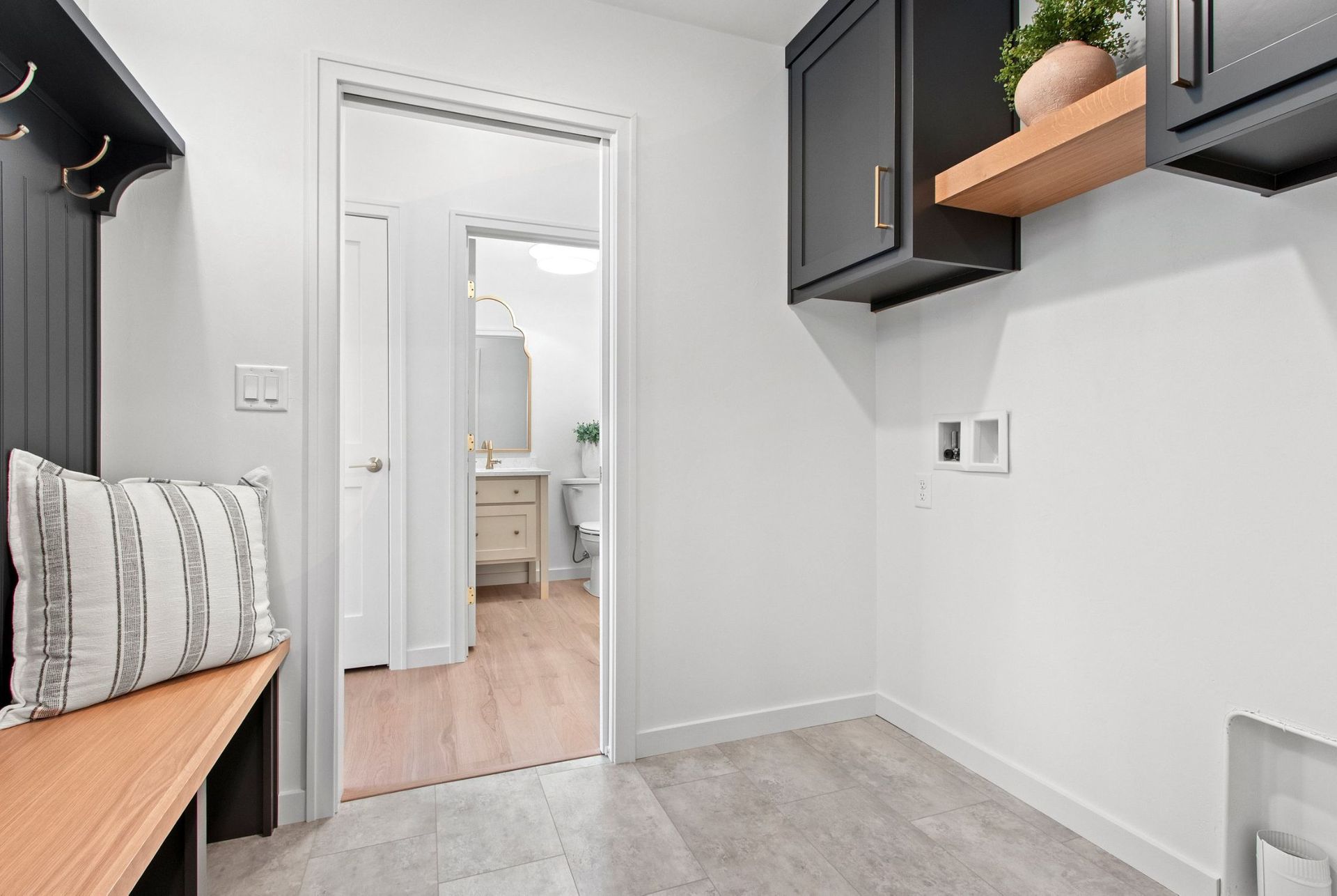 heirloom custom cabinetry lockers 4