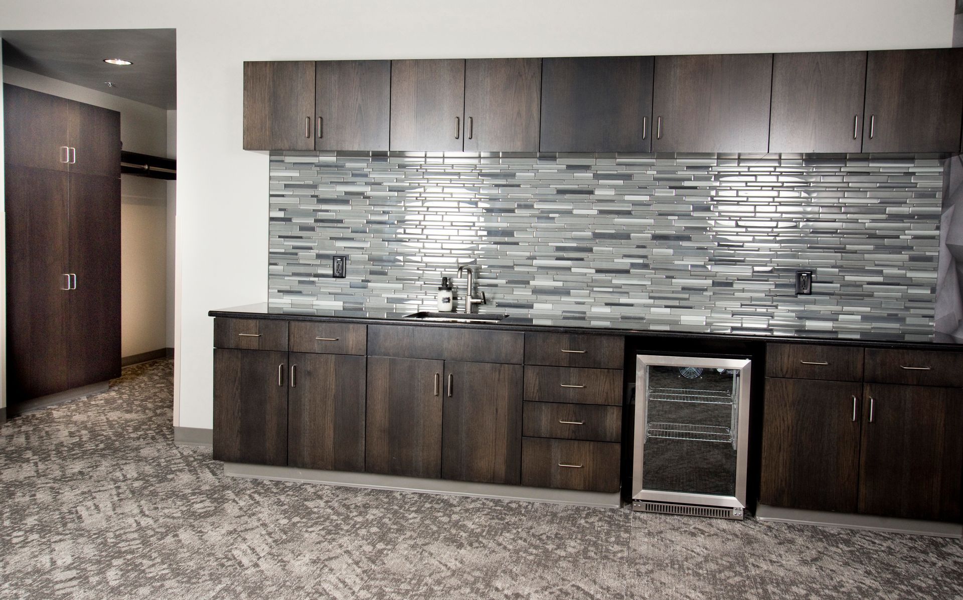 custom cabinets for commercial - 5