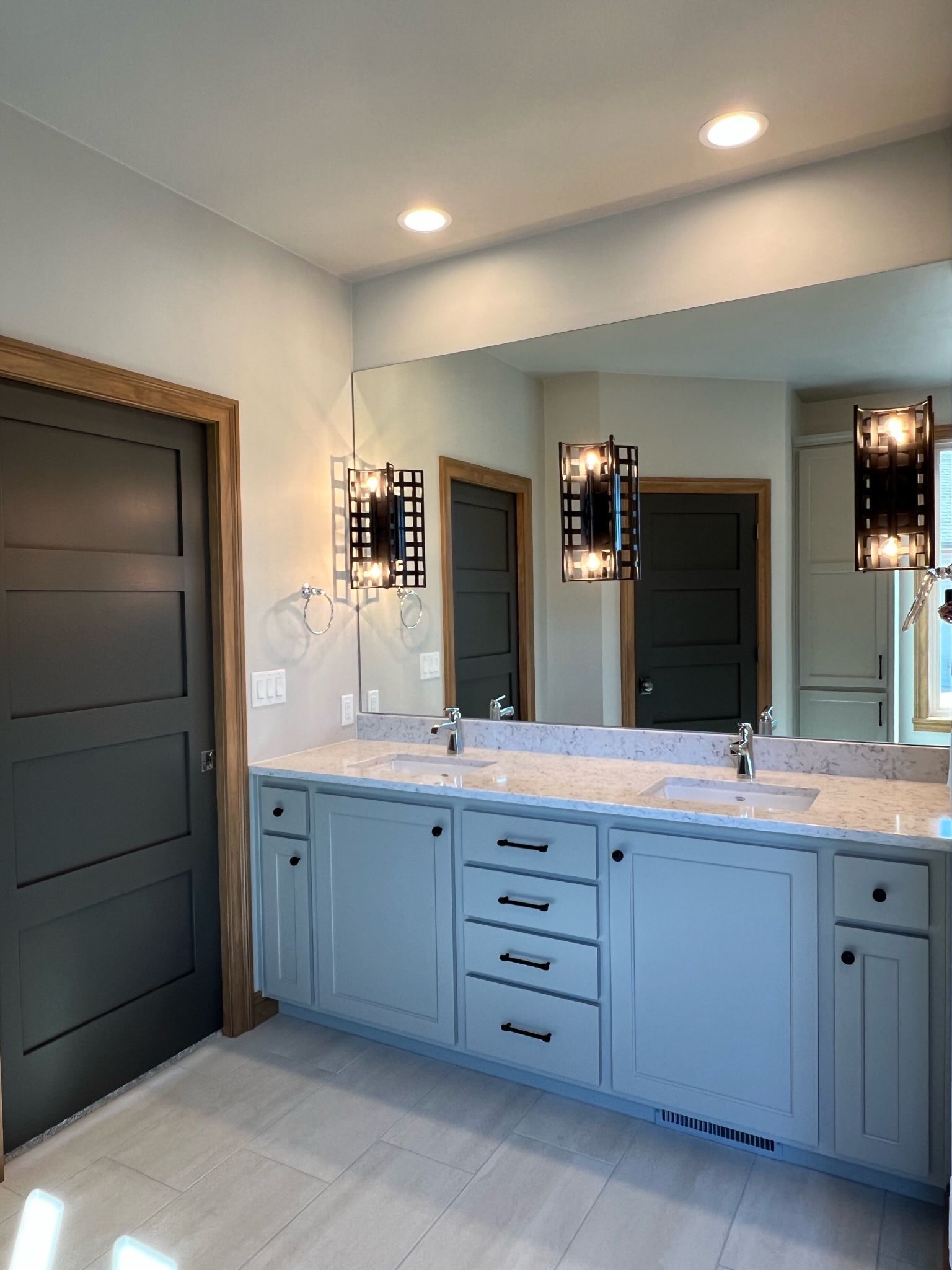custom cabinets for bathrooms - 28