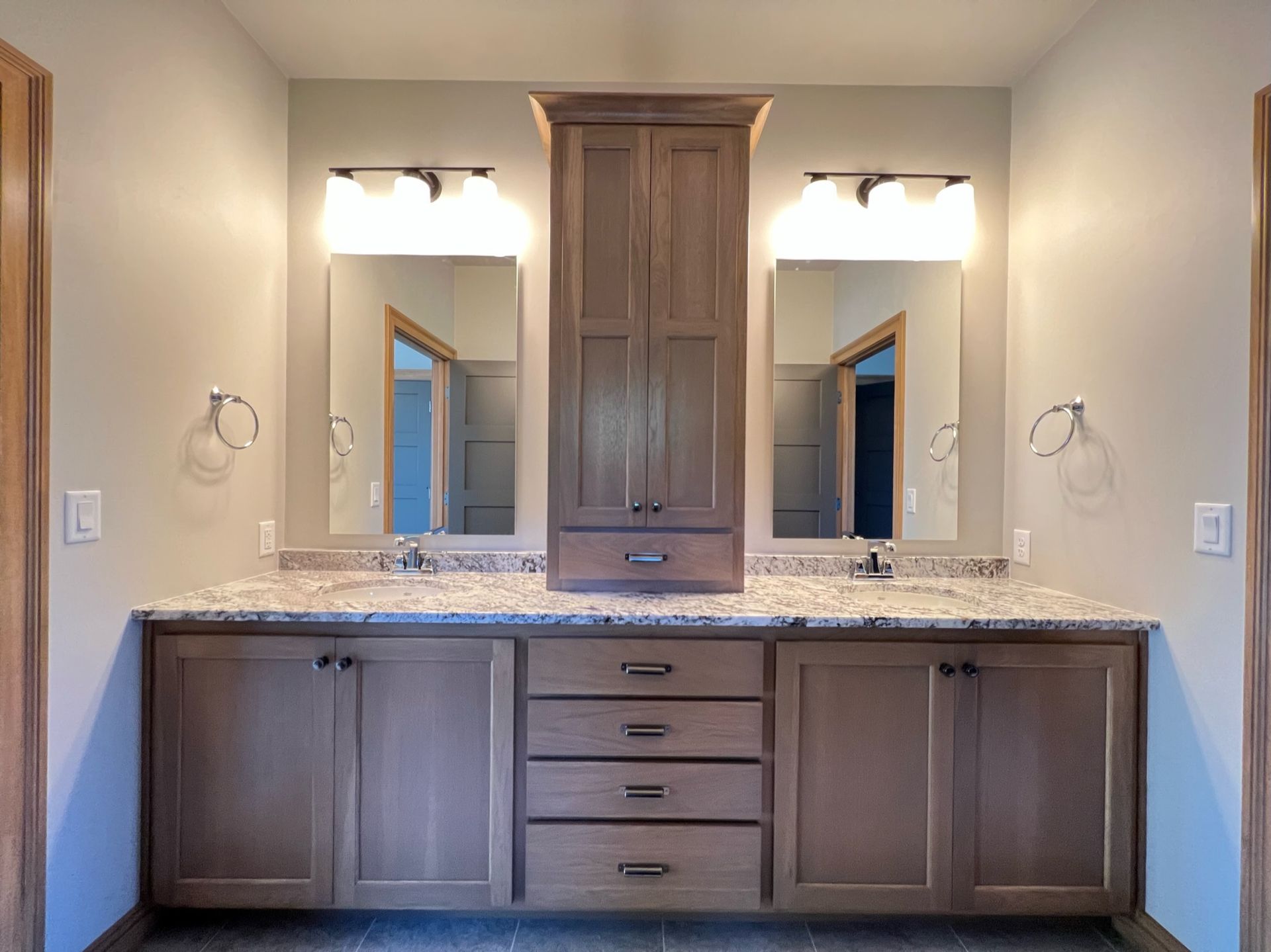 custom cabinets for bathrooms - 29